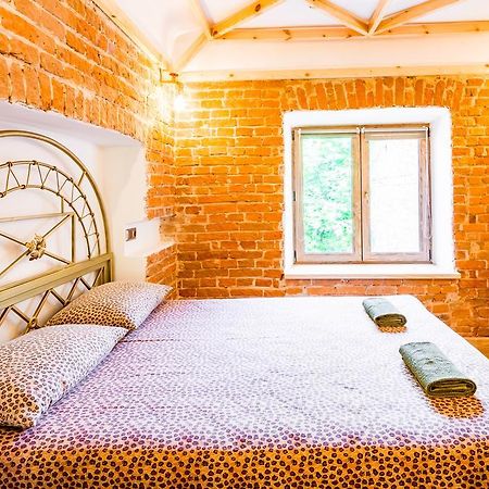 Nice Apartment Near Rynok Square Є Кондиціонер Світла Не Вимикали 리비프 외부 사진