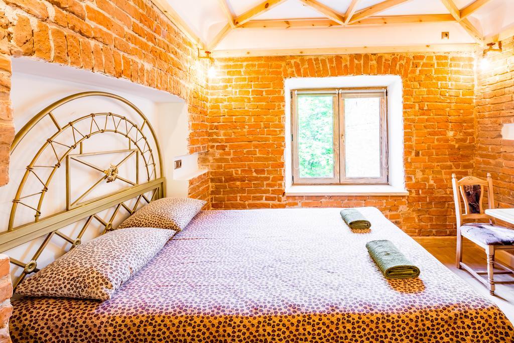 Nice Apartment Near Rynok Square Є Кондиціонер Світла Не Вимикали 리비프 외부 사진