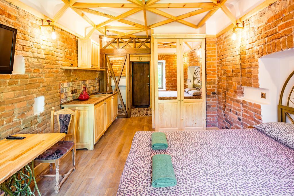 Nice Apartment Near Rynok Square Є Кондиціонер Світла Не Вимикали 리비프 외부 사진