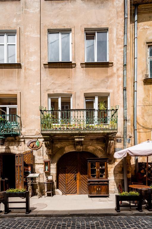 Nice Apartment Near Rynok Square Є Кондиціонер Світла Не Вимикали 리비프 외부 사진