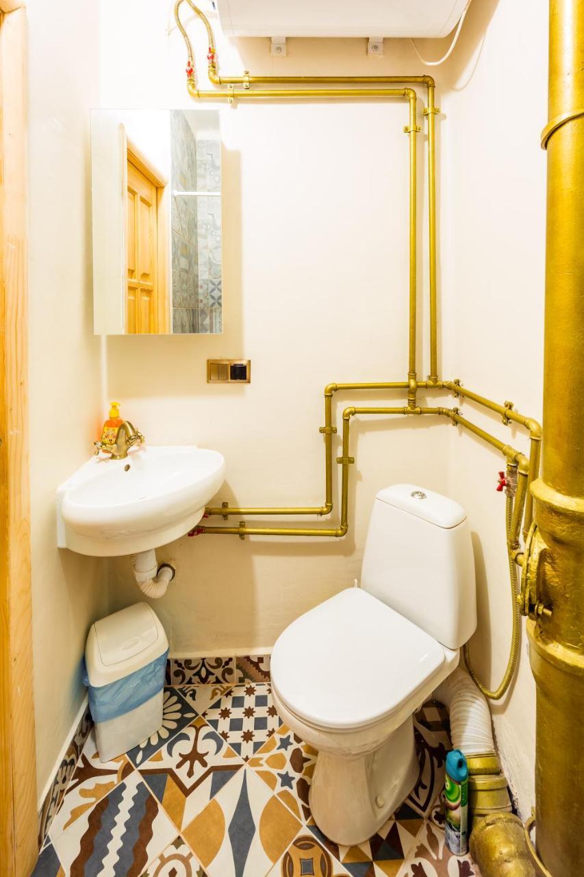 Nice Apartment Near Rynok Square Є Кондиціонер Світла Не Вимикали 리비프 외부 사진