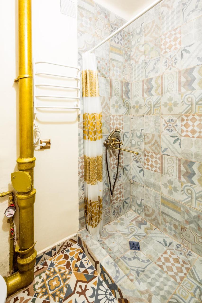Nice Apartment Near Rynok Square Є Кондиціонер Світла Не Вимикали 리비프 외부 사진
